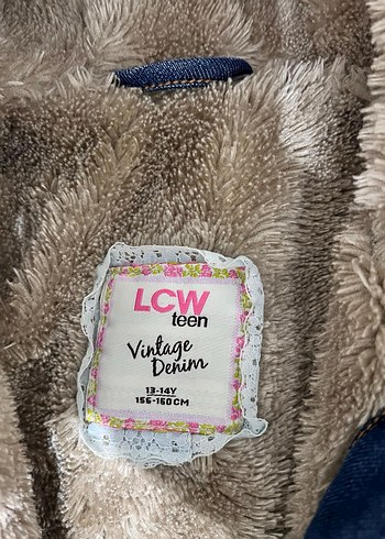 Kız Çocuk Kürklü Kapüşonlu Mavi Kot Yelek - Görsel 3