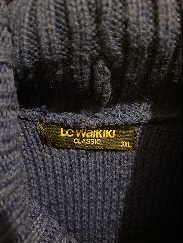 xl Beden Lc Waikiki Lacivert Boğazlı Kazak