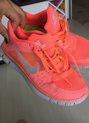 Nike salon ayakkabısı 