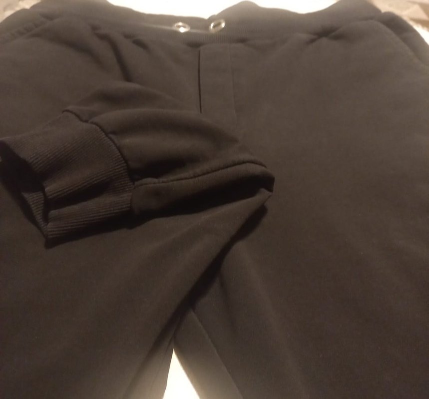 Erkek Siyah Elastik Kumaşlı Dar Kesim Eşofman - Görsel 3