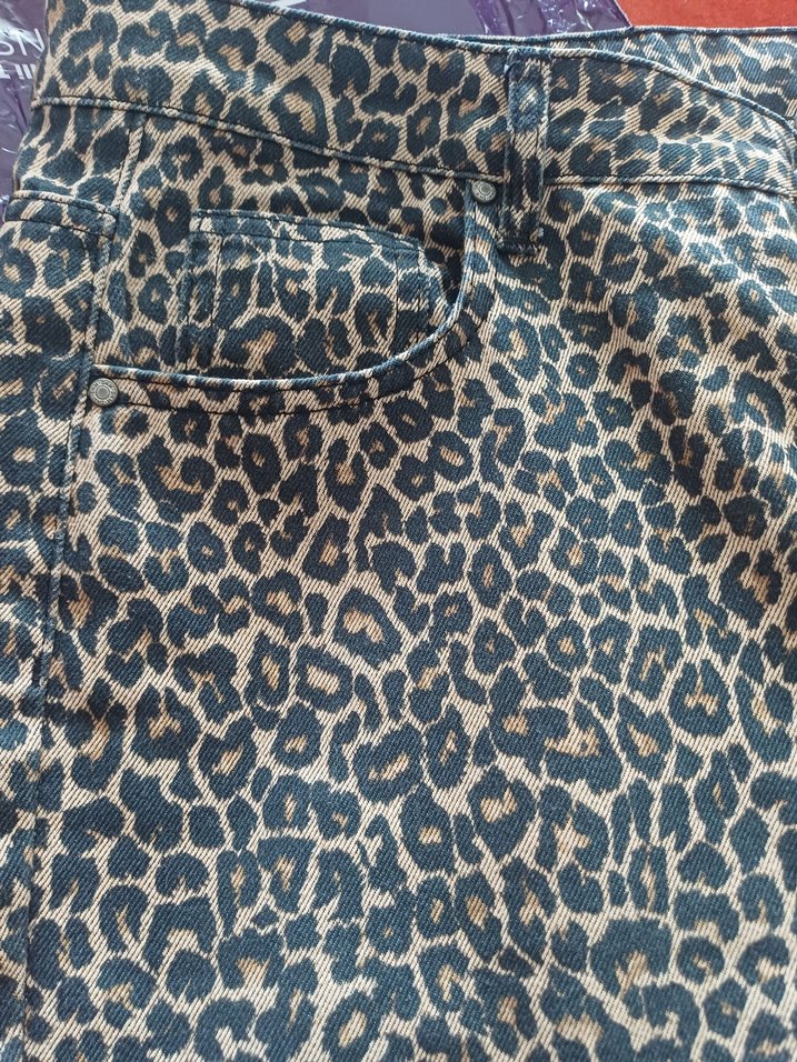 Leopar Desenli Bol Kumaş Pantolon uzun bel ispanyol paça - Görsel 3