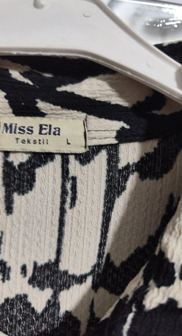 Uzun Kollu Pilili Siyah Batik Gömlek - Görsel 2