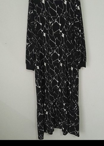 Siyah Baskılı Kadın elbise - Görsel 2