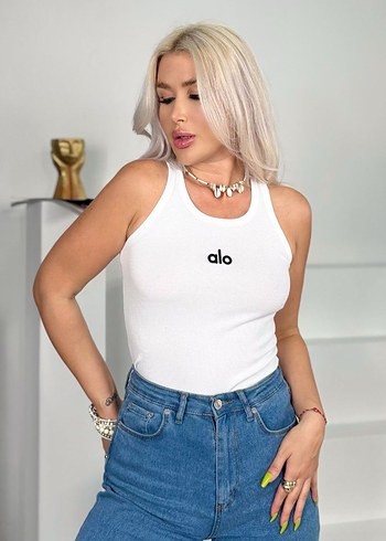 s Beden alo yoga halter Atlet