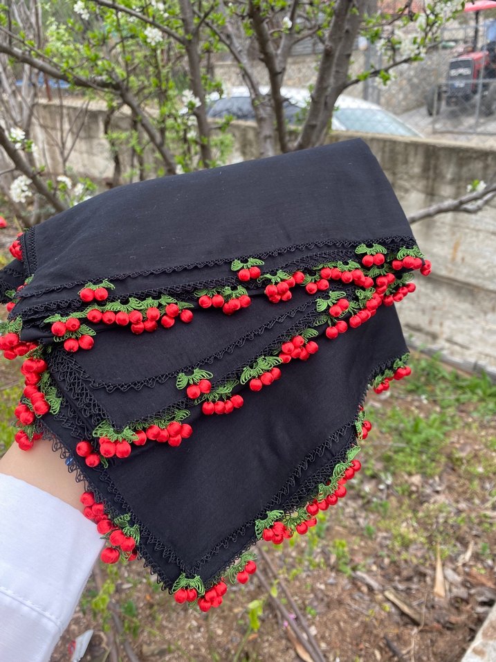 Kiraz boncuk iğne oyası - Görsel 3