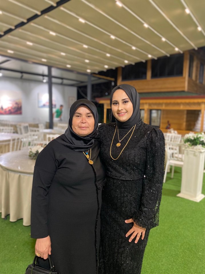 Uzun Siyah Drapeli Tesettür Abiye Elbise - Görsel 3