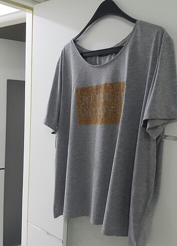 46 Beden gri Renk 46 50 beden gri tshirt
