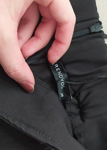 34 Beden siyah Renk Siyah Mini Kadın Etek Trendyol 34 beden