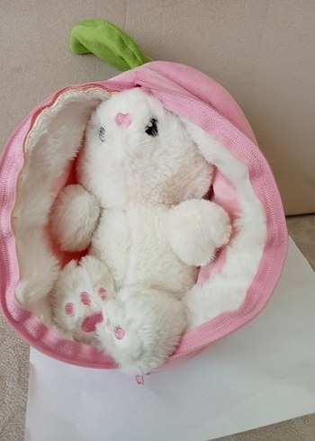 Pembe Kaplı Beyaz Peluş Tavşan lı çanta