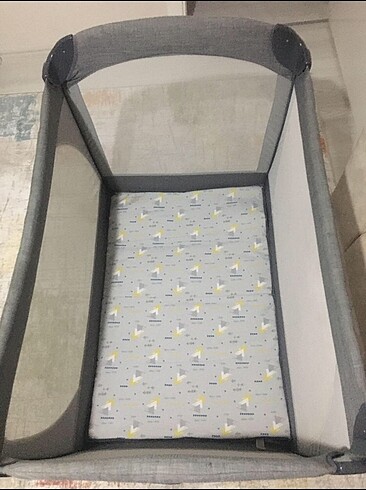  Beden gri Renk Bebek yatağı
