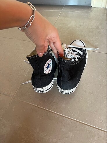 38 Beden converse bilekli