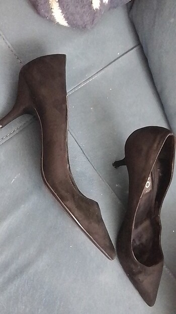 38 Beden siyah Renk 38 Numara Süet Mango Stiletto