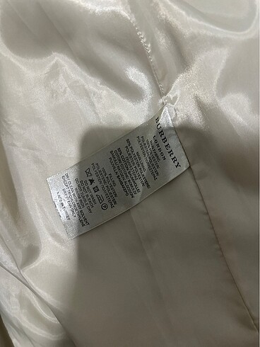 m Beden ten rengi Renk Burberry çok temiz kullanıldı
