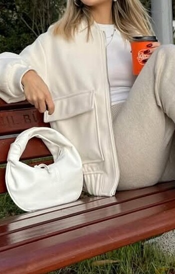 Bershka ekru ceket