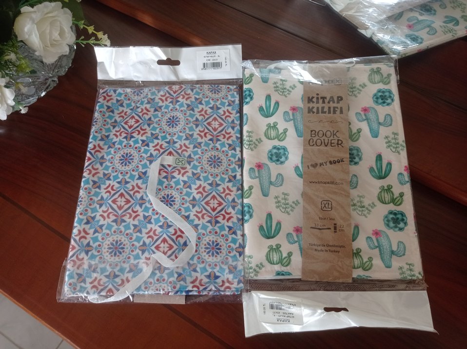 Çok Renkli Baskılı Kitap Kılıfları XL ebat - Görsel 2
