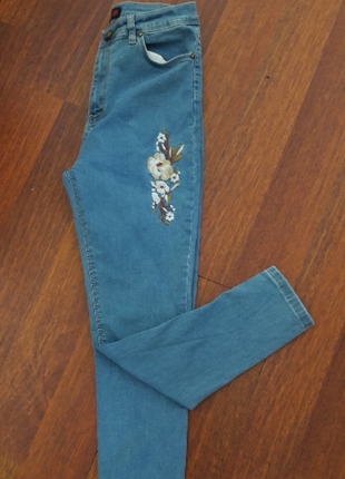 kot pantolon işlemeli