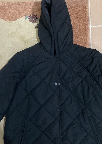 38 Beden Düğmeli Siyah Midi Kapüşonlu Kadın Mont