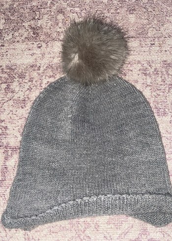 H&M Gri Triko Bere