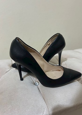 Siyah Modern Klasik Stiletto Topuklu Kadın Ayakkabı