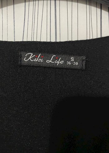 Uzun Kollu Siyah Katlı Gotik Elbise - Görsel 2