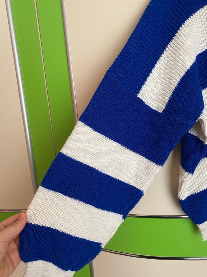 Mavi Beyaz Çizgili Örgü Kadın Kazak - Görsel 2