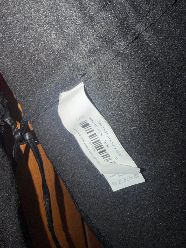 Kadın Siyah Deri Kolsuz Midi Ceket - Görsel 3