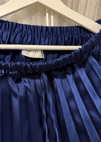 Aybikestil Parlak Mavi Piliseli Uzun Kadın Etek - Görsel 2