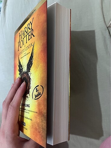 Beden Harry Potter ve Lanetli Çocuk