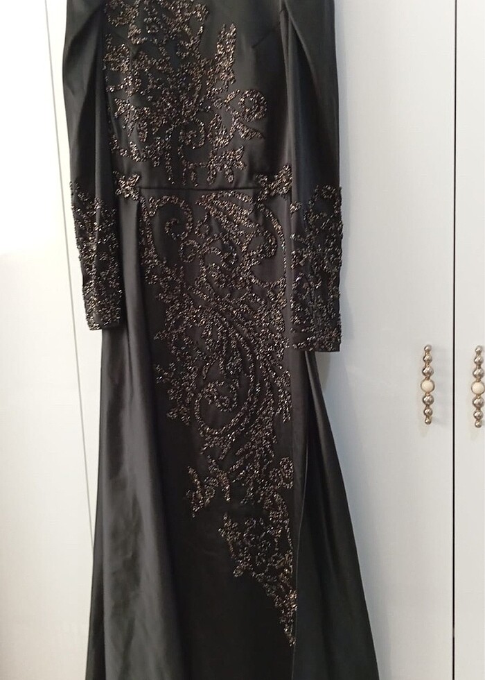 Boncuklu siyah abiye - Görsel 4