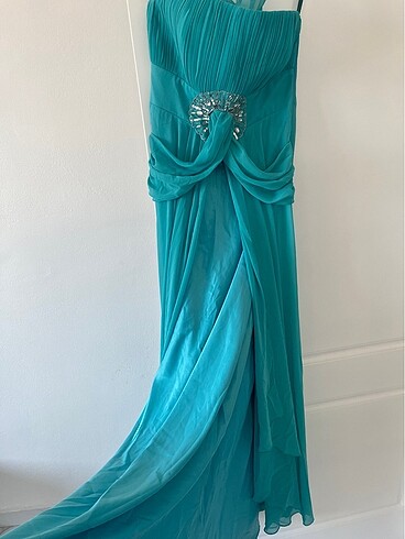 Boyundan bağlamalı abiye - Görsel 5