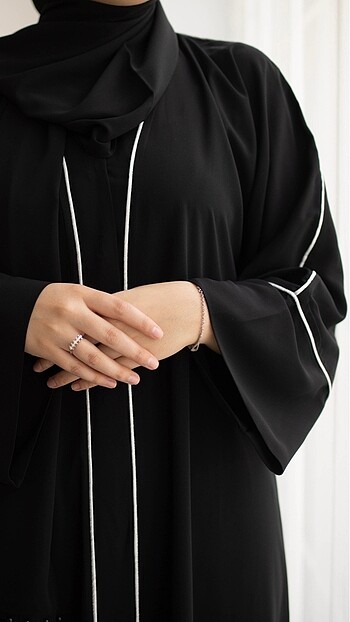 m Beden 1 BEDEN OMUZ BİYELİ ABAYA