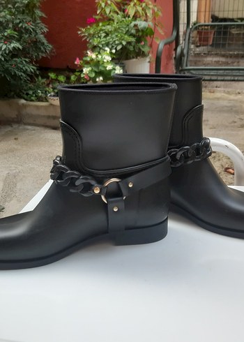 İtalyan marka zincir detaylı kauçuk bot - Görsel 2