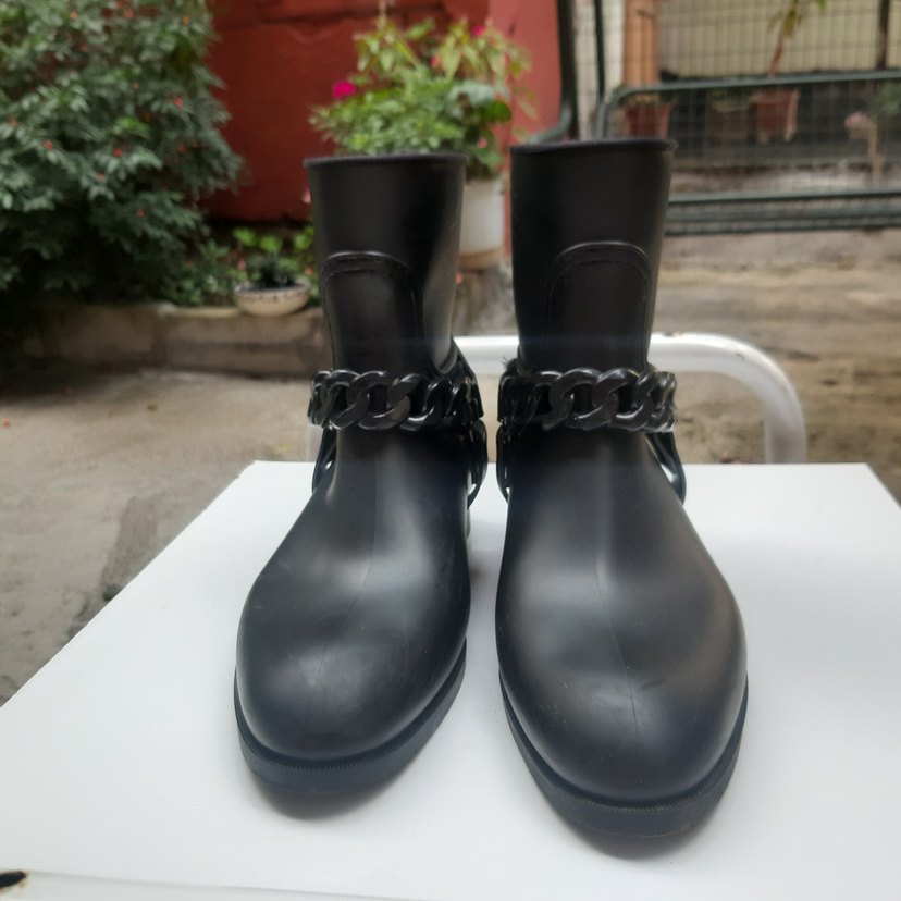 İtalyan marka zincir detaylı kauçuk bot - Görsel 3