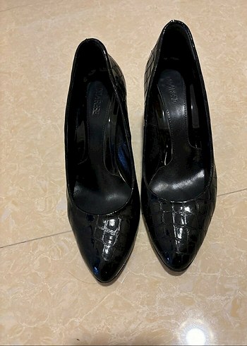 İtalyan marka Topuklu ayakkabı - Görsel 2