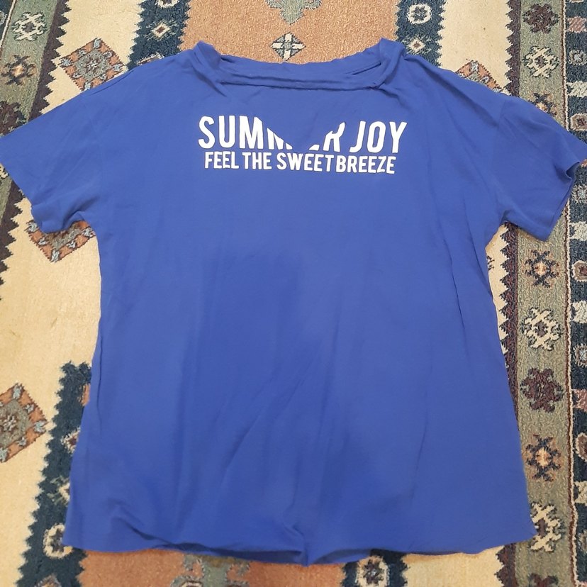 Dekolte Detaylı Lacivert Tişört - Görsel 2