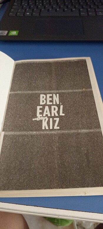 Beden Ben , Earl ve Ölen Kiz