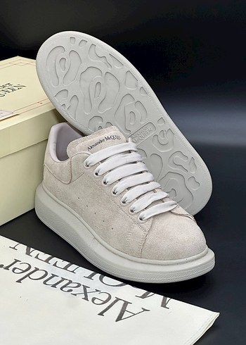 44 Beden ALEXANDER MCQUEEN