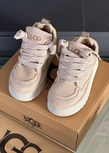 UGG SPOR AYAKKABI