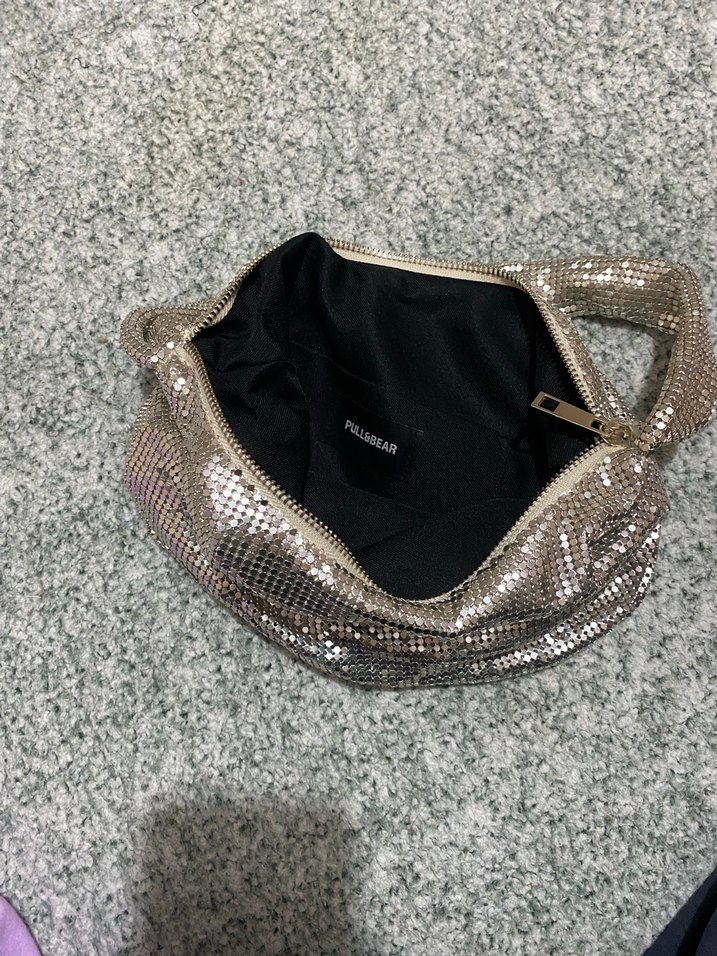 Pull and bear gold kol çantası - Görsel 3