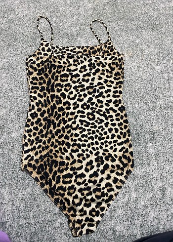 Stradivarius leopar desenli body - Görsel 2