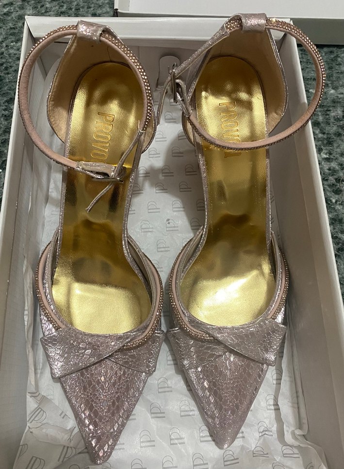 Ayakkabı dünyası  parlak stiletto - Görsel 2