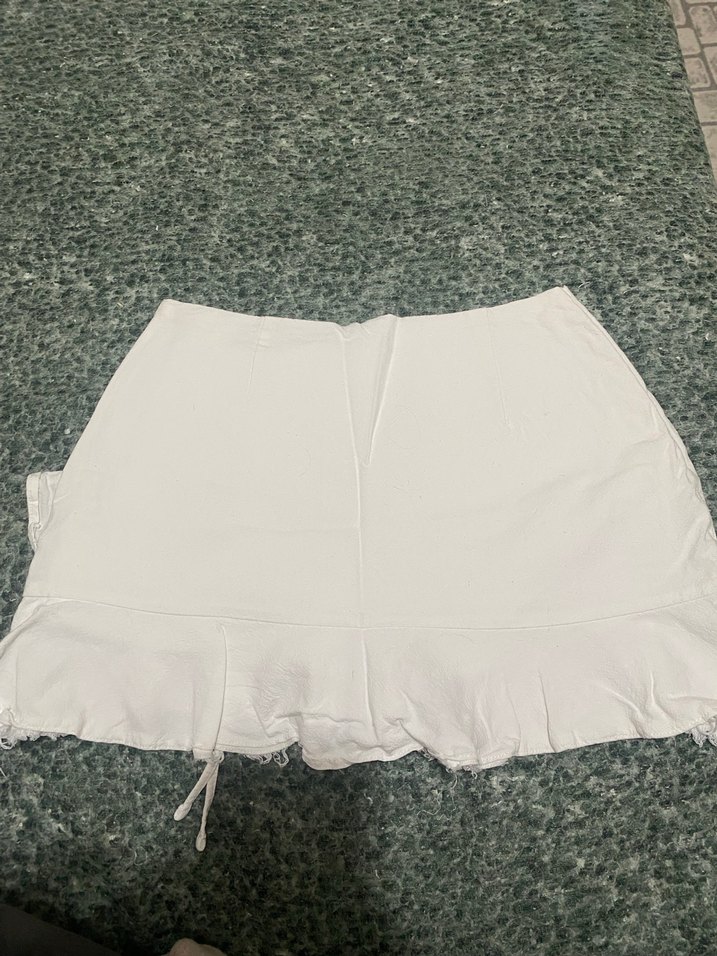 Stradivairus beyaz mini etek - Görsel 2