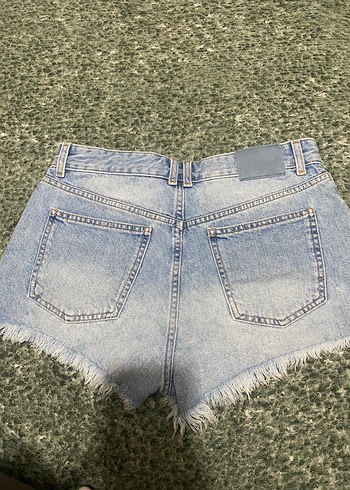 Pull and bear mavi yırtık denim şort - Görsel 2