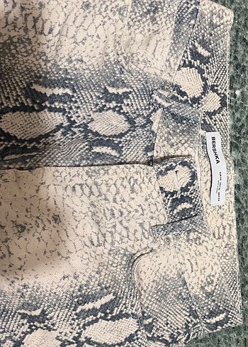 Bershka desenli jean - Görsel 4