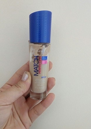 rimmel london fondöten