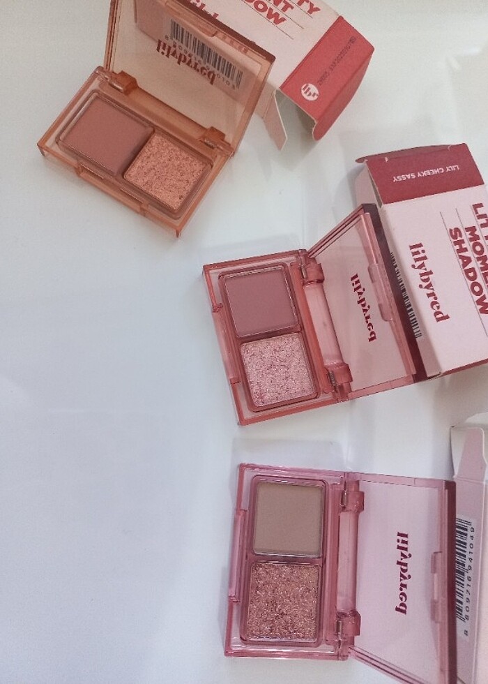 lilybyred - Little Bitty Moment Shadow  - Görsel 3