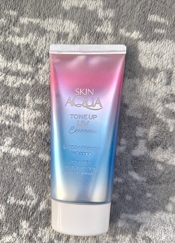 Skin Aqua UV Güneş Kremi