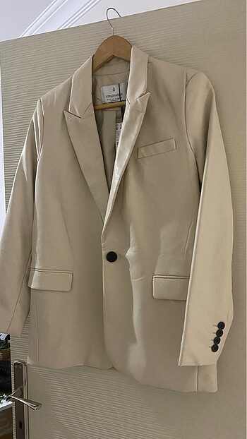 Stradivarius s beden etıketlı blazer