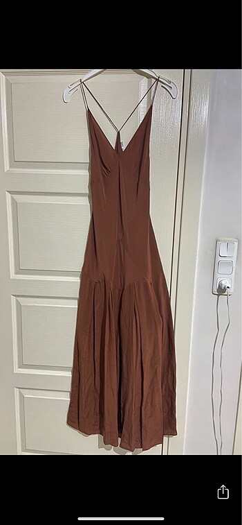 Zara Etiketli İpek Elbise
