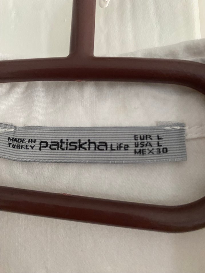 Düğmeli Beyaz Pamuklu Salaş Kadın Gömlek - Görsel 4